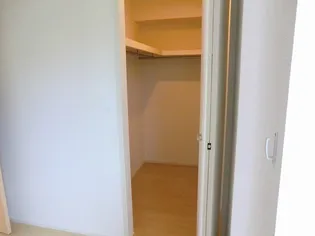 ハナミズキ ガーデン A棟【1階】の内装