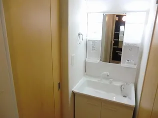 ハナミズキ ガーデン A棟【1階】の内装