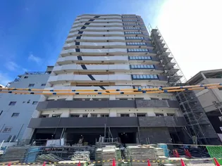 セレニテ本町東リアン【7階】の外観