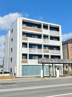 PREMIERE 1STの画像