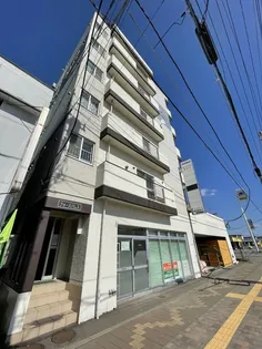 フォースパレスの画像