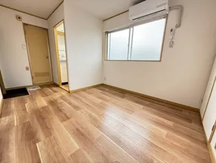 シャトーリヨン【4階】の居間