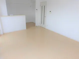 アクシス三本木【3階】の居間