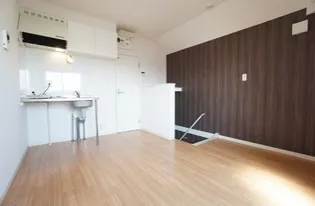 ガレット空港南【2号室】の内装