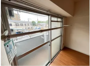 ロイヤルハイツ春日【102号室】の間取り