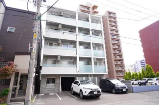 ミカーサ13【3階】の外観