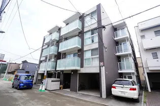 サークルロードヒルズ【4階】の外観