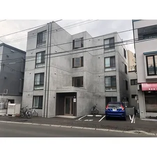 シャトン北10条【3階】の外観