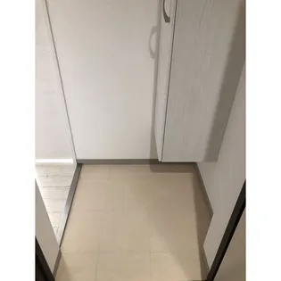 サンフラワー【205号室】の玄関