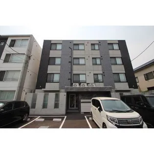 White spanker南郷7丁目(ホワイトスパンカー南郷【2階】の外観