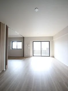 レーベン東川口ZEFEEL【208号室】の居間