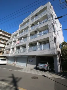 イーストアベニュー【302号室】の外観