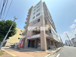 フォレストビルの画像