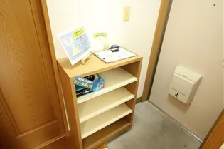 めぞん南小串【201号室】の玄関