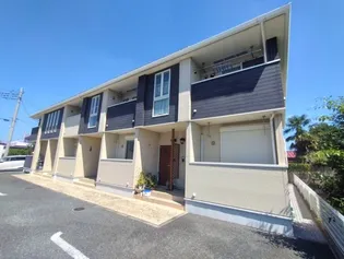 ラスティング フォーチュン【2階】の外観