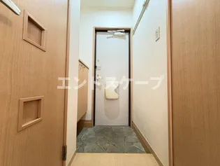ドルチェ【1階】の玄関