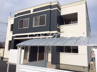 アプリーレ B【1階】の外観