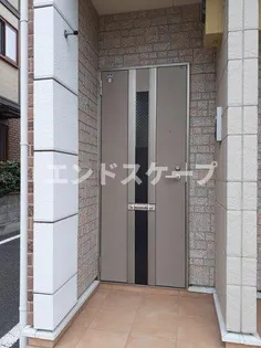 エレガンテカーサ【2階】の玄関