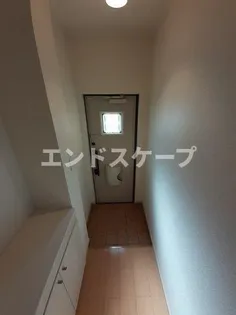 パールシオン【2階】の玄関