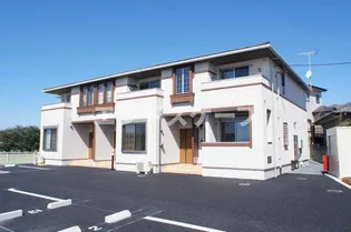 ティアラ Bの画像