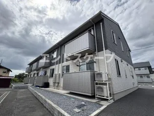 ラルーチェIIの画像