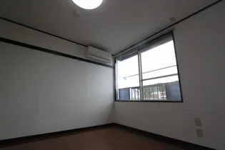 ハイネスA棟【2階】の内装