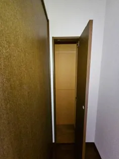 小田原ウェルコート【5階】の玄関