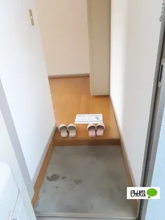 フローラル林【202号室】の玄関