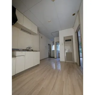 東明コーポ【101号室】の外観