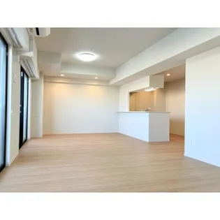 ロイジェント日吉Ⅱ【1101(駐車場付きP42)号室】の外観