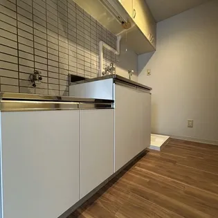 カミングビル【3階】のキッチン