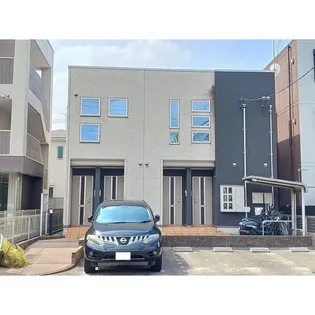 レッド・リーブスⅥ【1階】の外観