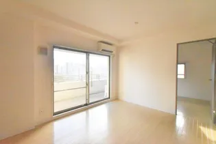 シュライン樹館【6階】の居間