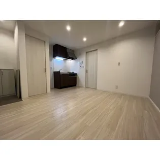 プリシェール杉栄【1階】の外観