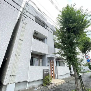 オウルージュ鶴里駅前【1階】の外観