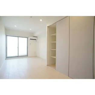 リブリ・Garden Quartz【1階】の外観