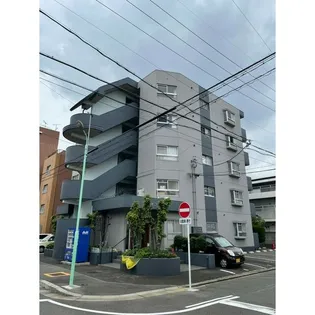 スカイフォート【1階】の外観