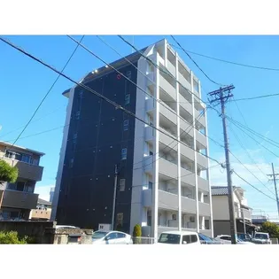 グランソレイユ【1階】の外観