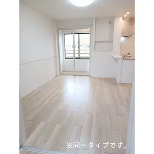 ルーチェコート【2階】の外観