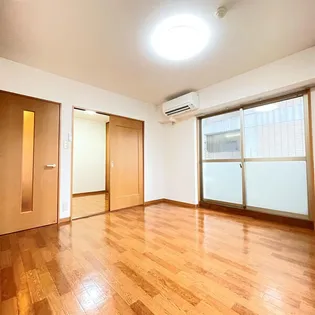 パークアベニュー東山【5階】の外観