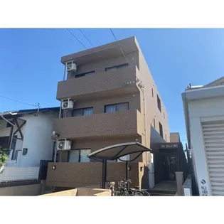 THE FIRST神沢の画像