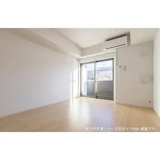 シャイン コート カミサワ【1階】の外観