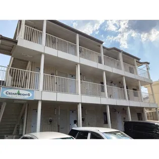 シーダーハイツ【2階】の外観