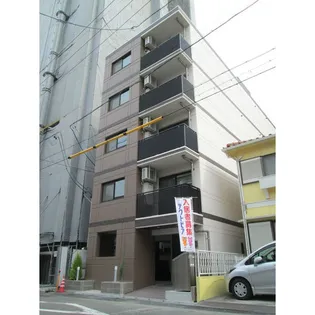 ロイヤルグレイス28【1階】の外観