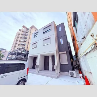 アーバン【102号室】の外観