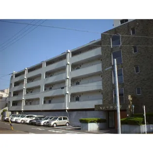 ハイツ東大手【4階】の外観