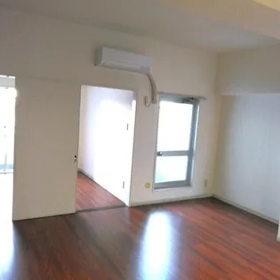 シャンポール古出来【8階】の外観