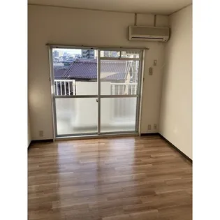 リバーサイド植田【3階】の外観