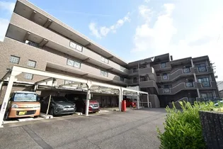 エストマール川名の画像