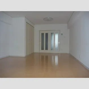 半ノ木ビル【2階】の外観